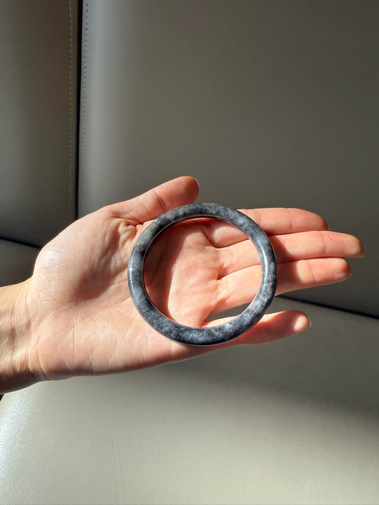 60mm Burmese Marbled Black and Gray Jadeite Bangle